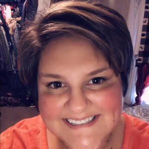 Meet your Posher, Kacie